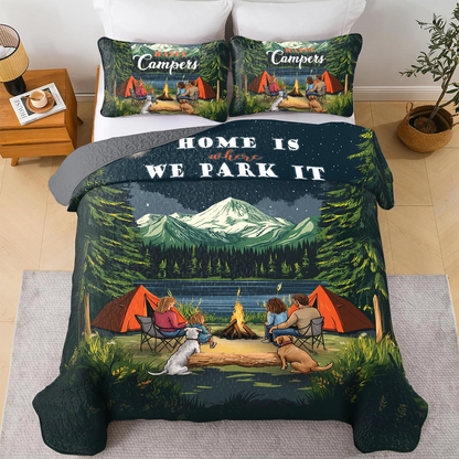 Shineful All Season Quilt 3-teiliges Set - Camping Familie Lagerfeuer