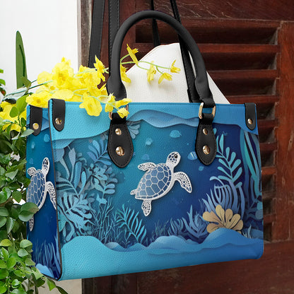 Shineful Leather Bag Sea Turtle Under The Water