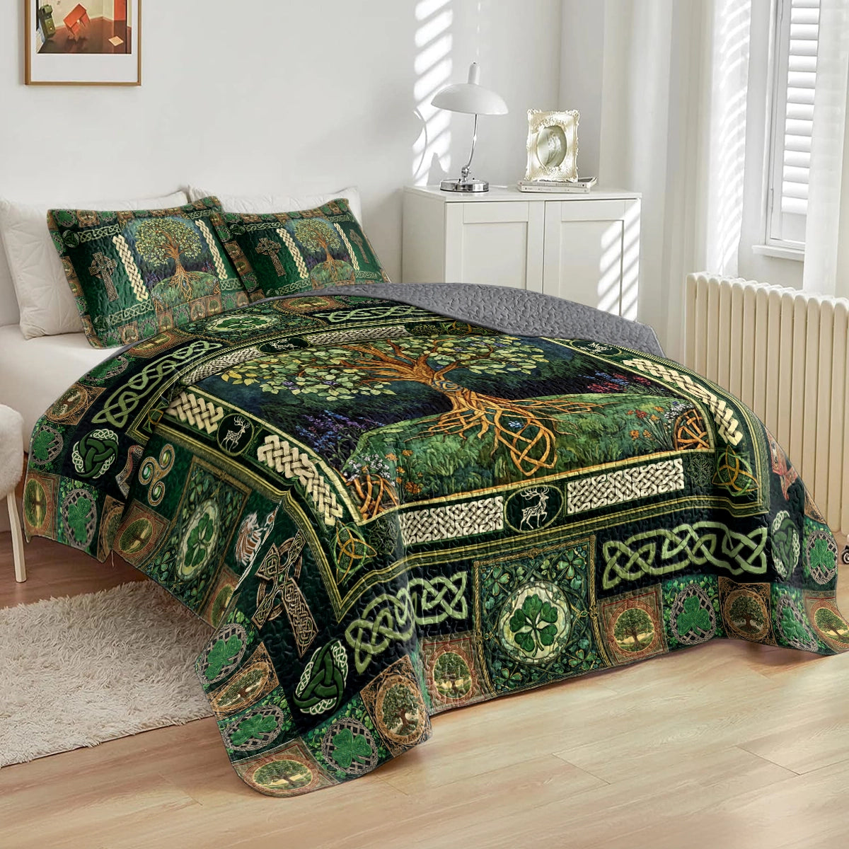 Shineful All Season Quilt 3-Piece Set Celtic Serenity: Tree of Life