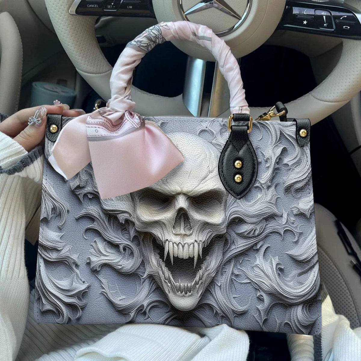 Shineful Leather Bag Skull Wraith Frost