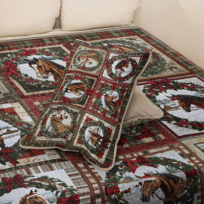 Shineful All Season Quilt 3-Piece Set Horse Holiday Hooves