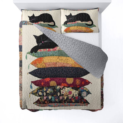 Shineful All Season Quilt 3-Piece Set - Black Cat On Pillow Stack