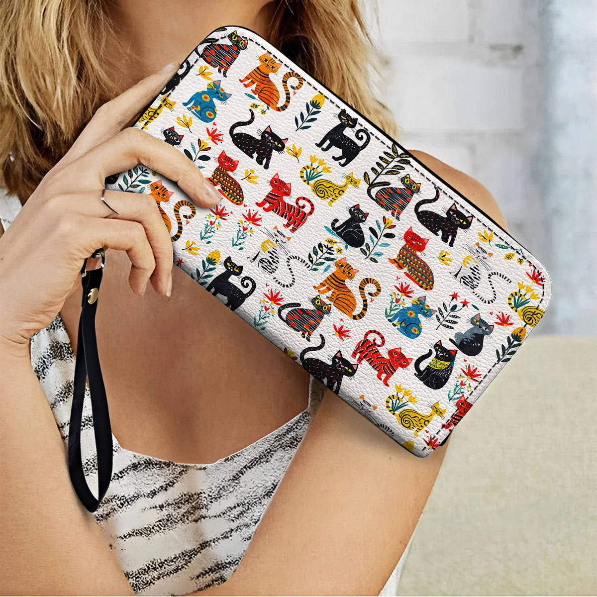 Shineful Leather Clutch Purse With Wristlet Strap Handle Cute Whimsical Cat