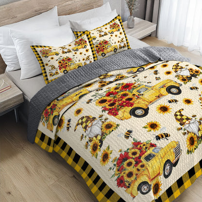 Shineful All Season Quilt 3-Piece Set Bee Kisses