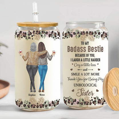 Wegen Dir lache ich ein bisschen mehr, Freundschaft – personalisierte Tasse aus klarem Glas