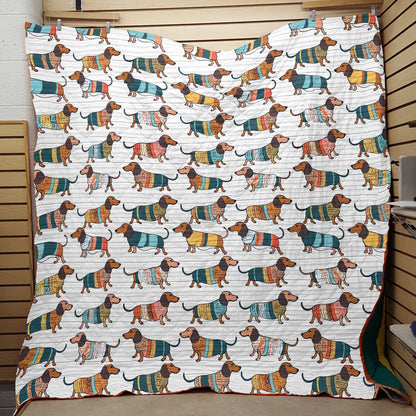 Shineful Flat Print Faux Quilt Blanket Playful Dachshunds v2