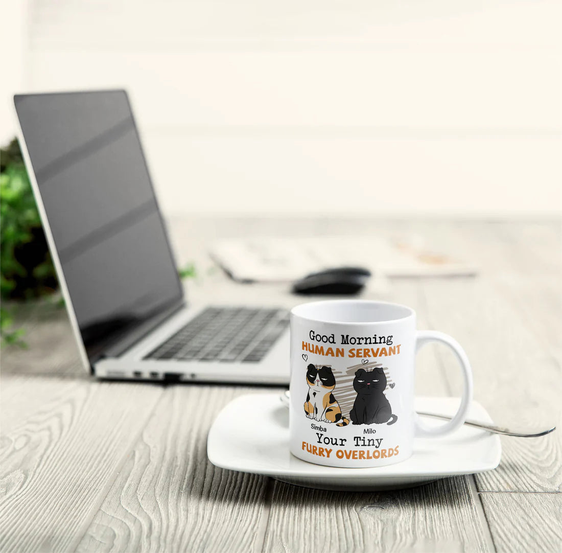 Glänzendes Becher-Geschenk für Katzenliebhaber - Guten Morgen, menschlicher Diener, personalisiert