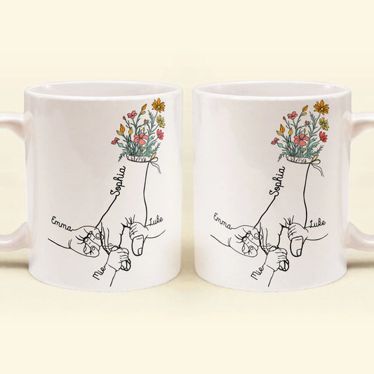 Shineful Holding Mom's Hand Personalized Mug