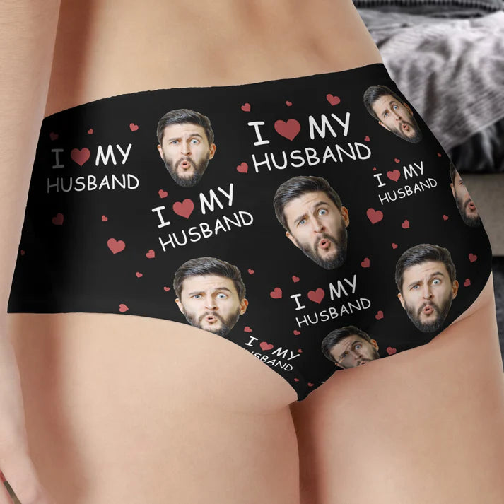 Culotte taille basse pour femme avec photo personnalisée « I Love My Husband/Boyfriend » de Shineful