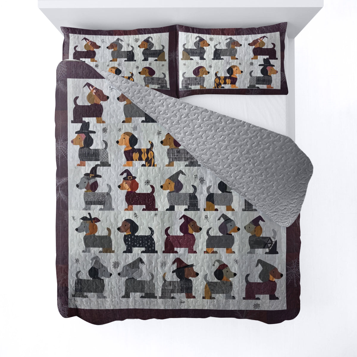 Shineful All Season Quilt 3-Piece Set Dachshund Halloween