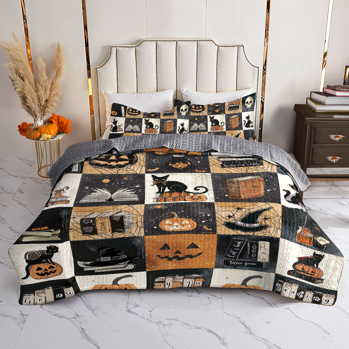 Shineful All Season Quilt 3-Piece Set Halloween Bookworm Retreat