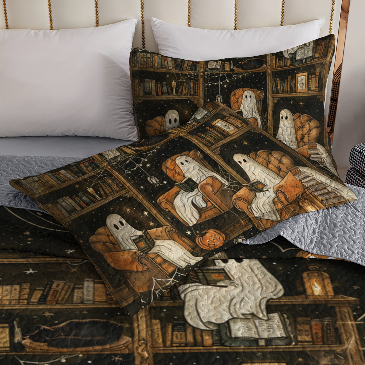 Shineful All Season Quilt 3-Piece Set Halloween Book Club