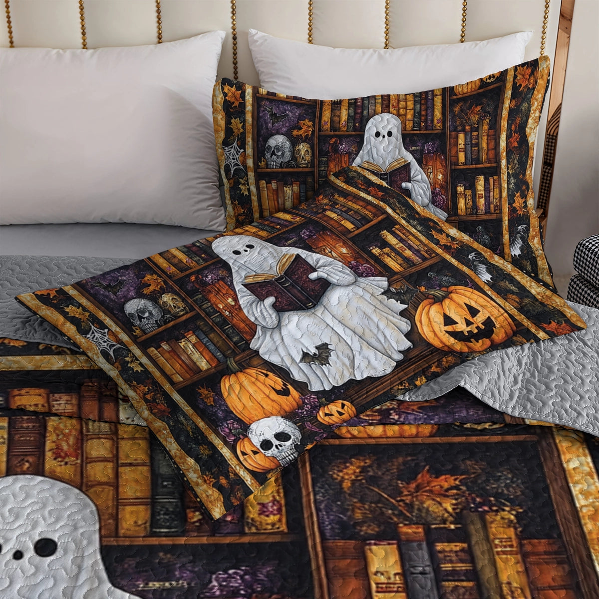 Shineful All Season Quilt 3-Piece Set Ghostly Tales Reading