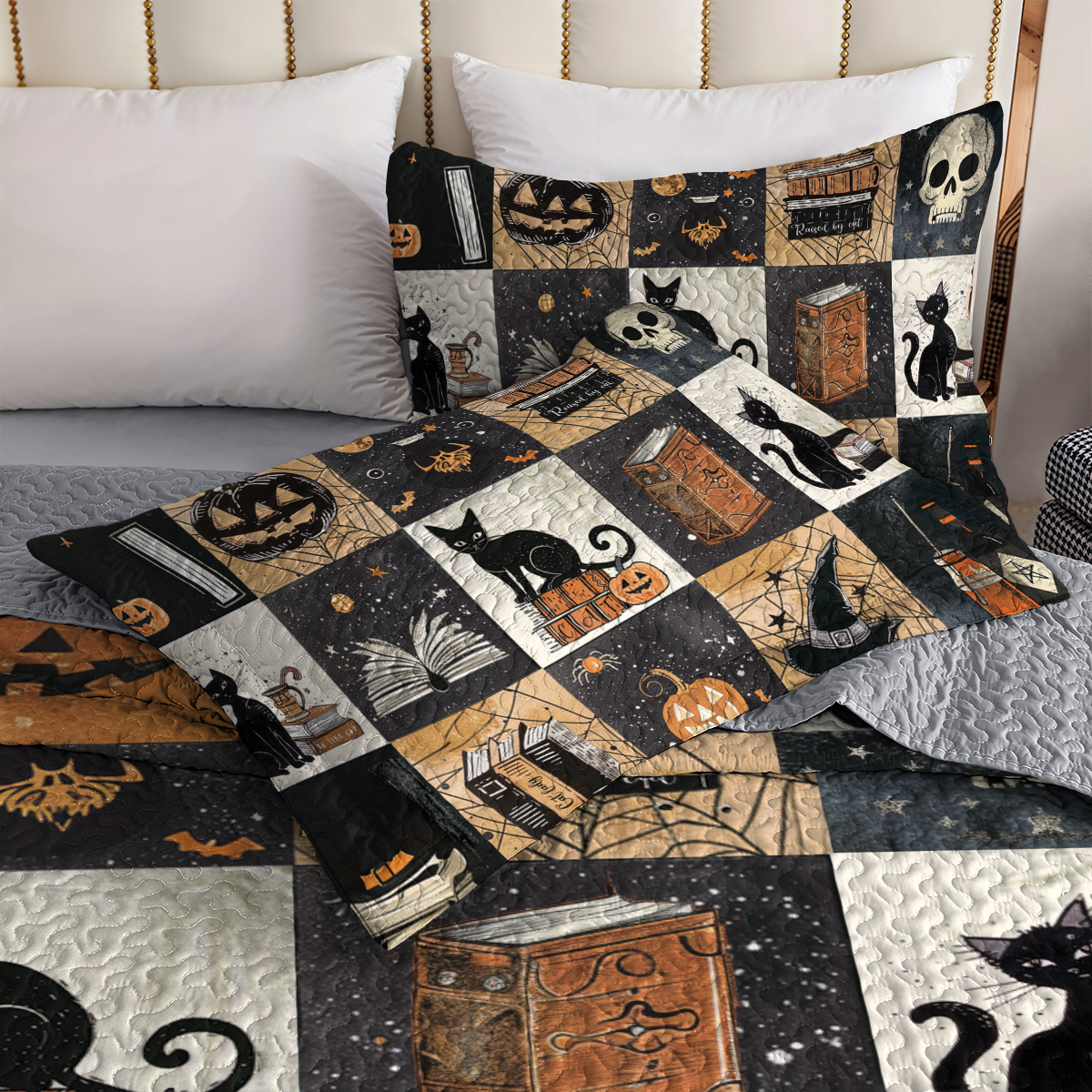 Shineful All Season Quilt 3-Piece Set Halloween Bookish Cat