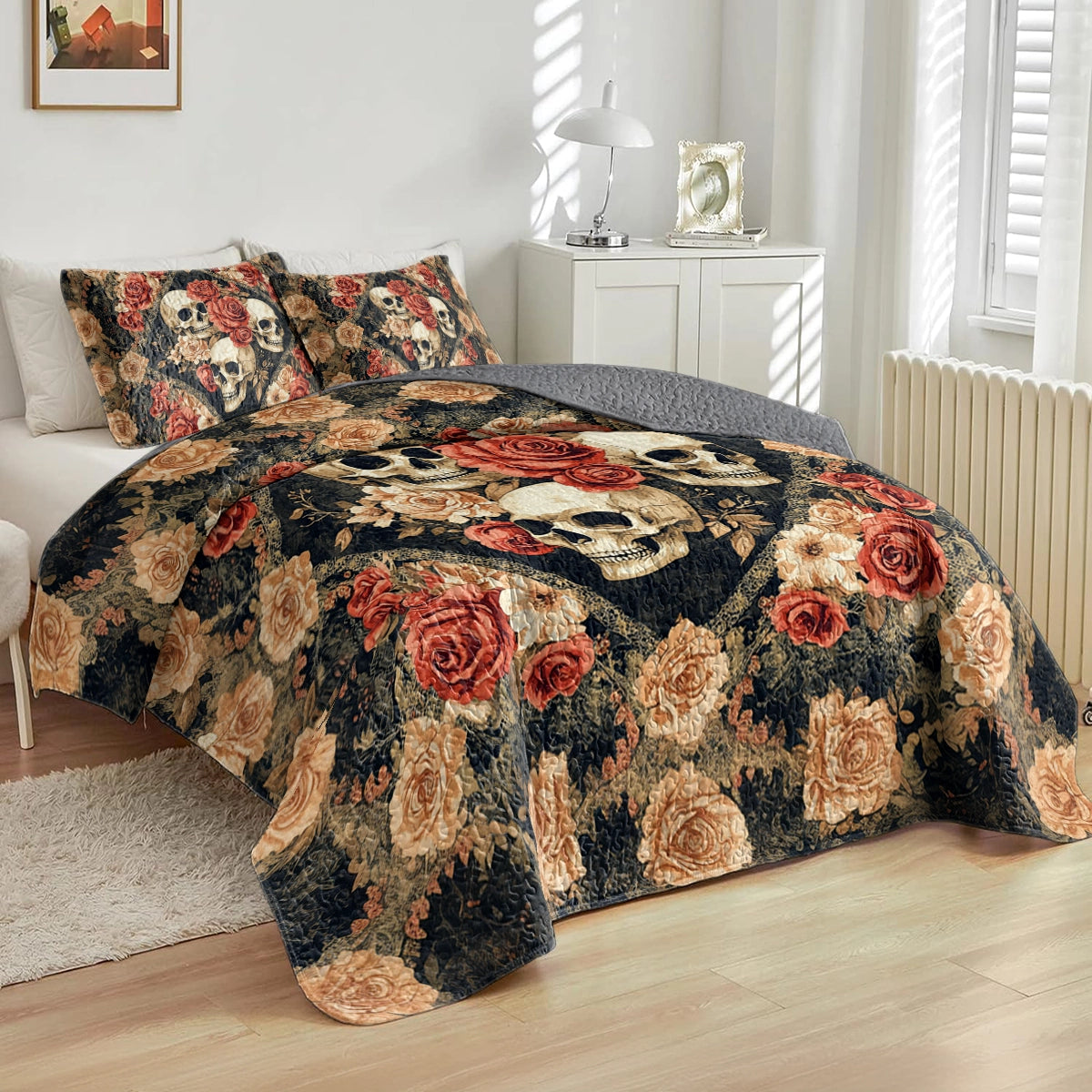 Shineful All Season Quilt 3-Piece Set Skull Dark Romance