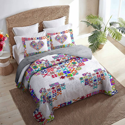 Shineful All Season Quilt 3-Piece Set Colorful Quilting Blocks Heart