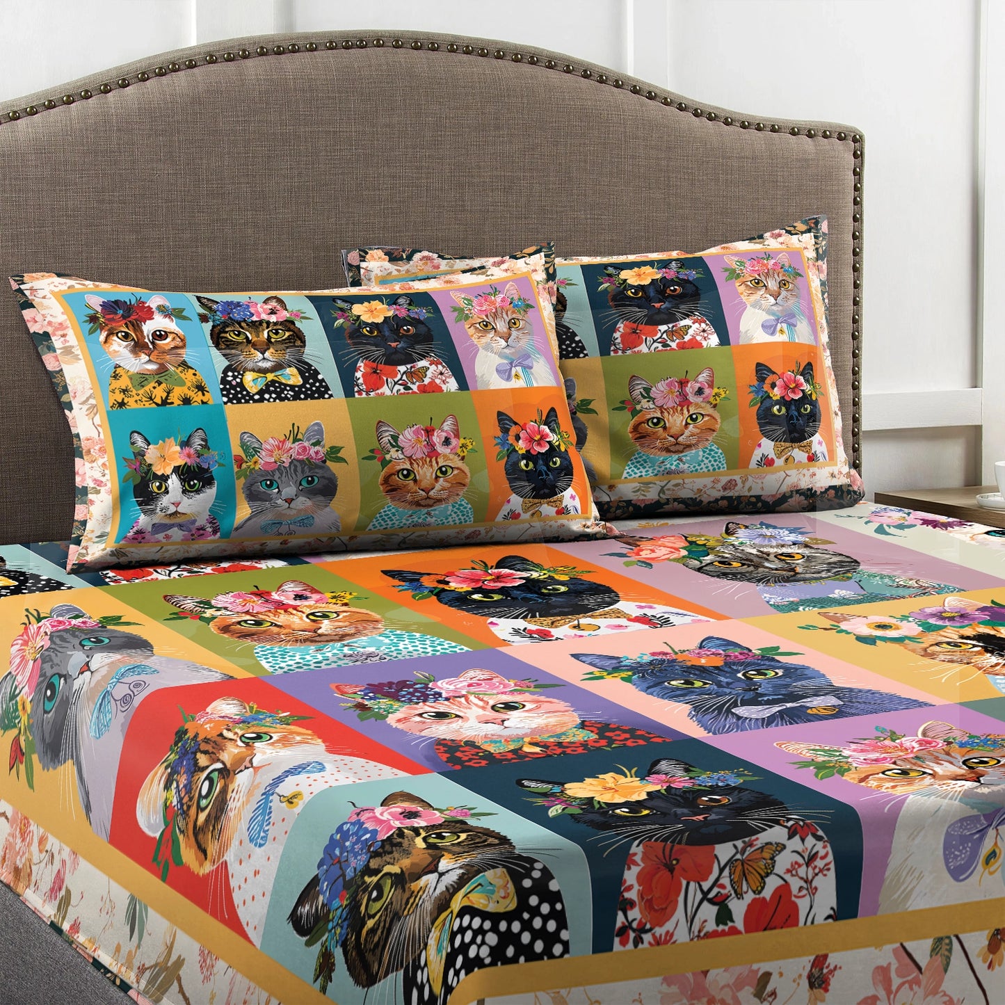 Shineful Fitted Sheet - Floral Cat Fantasy