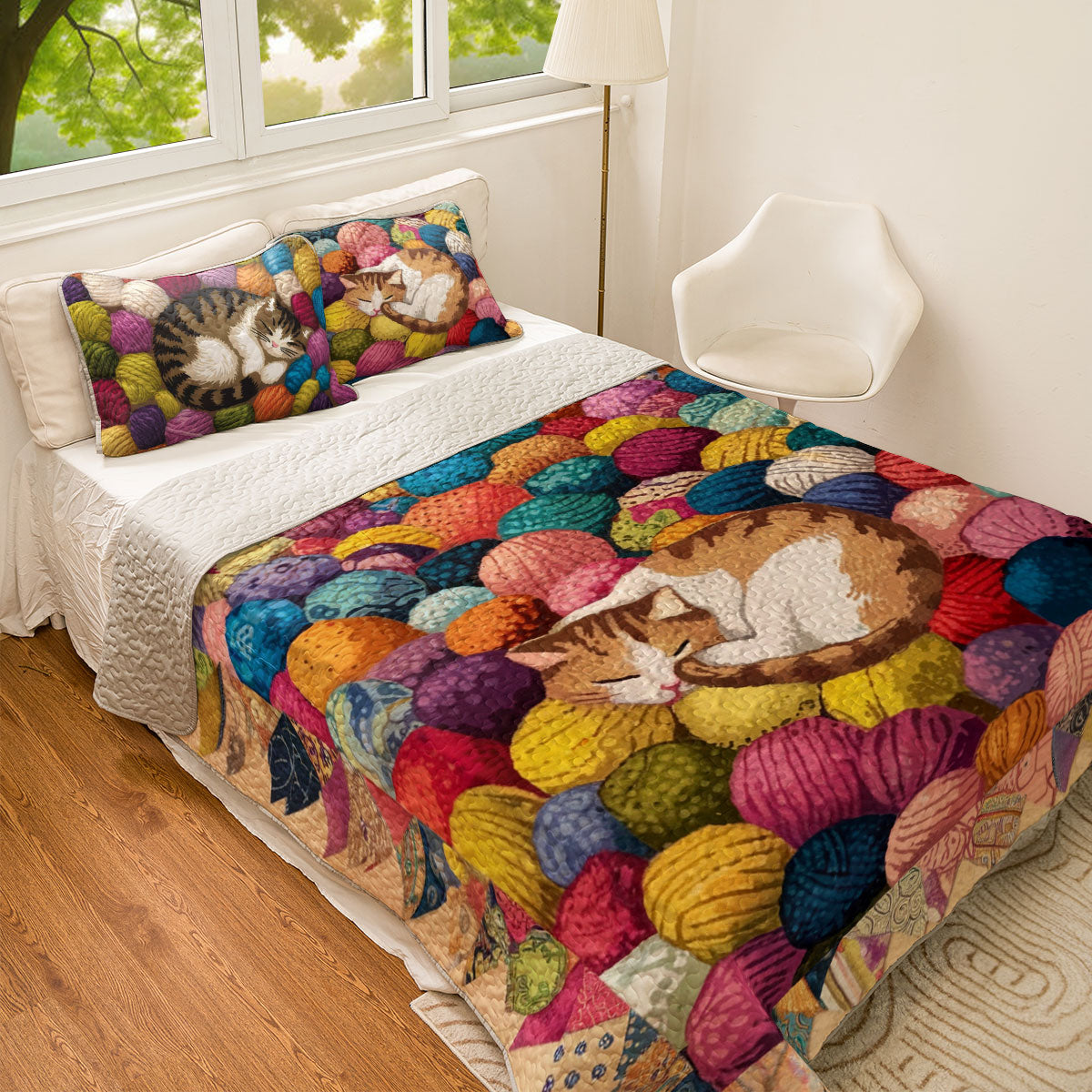 Shineful All Season Quilt 3-Piece Set Colorful Yarn Balls n Sleeping Cats