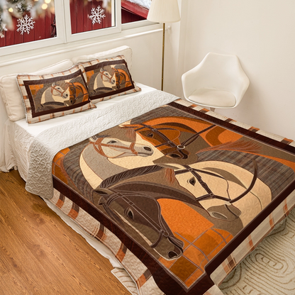 Shineful All Season Quilt 3-Piece Set Masterpiece In Horse