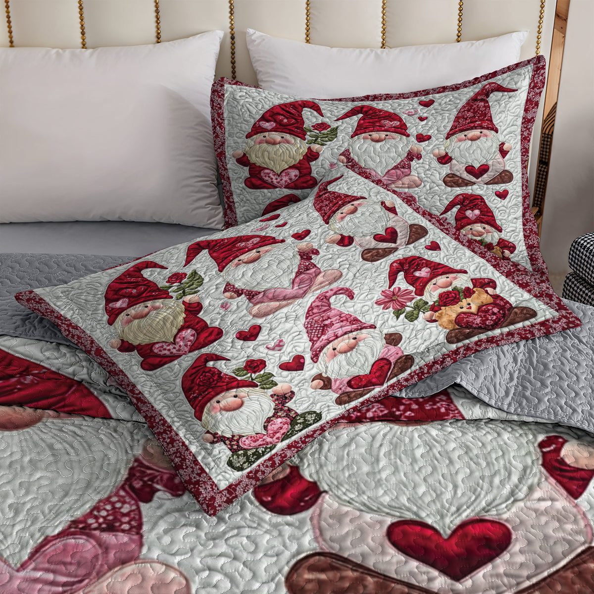 Shineful Flat Print All Season Quilt 3-Piece Set - Love Gnome