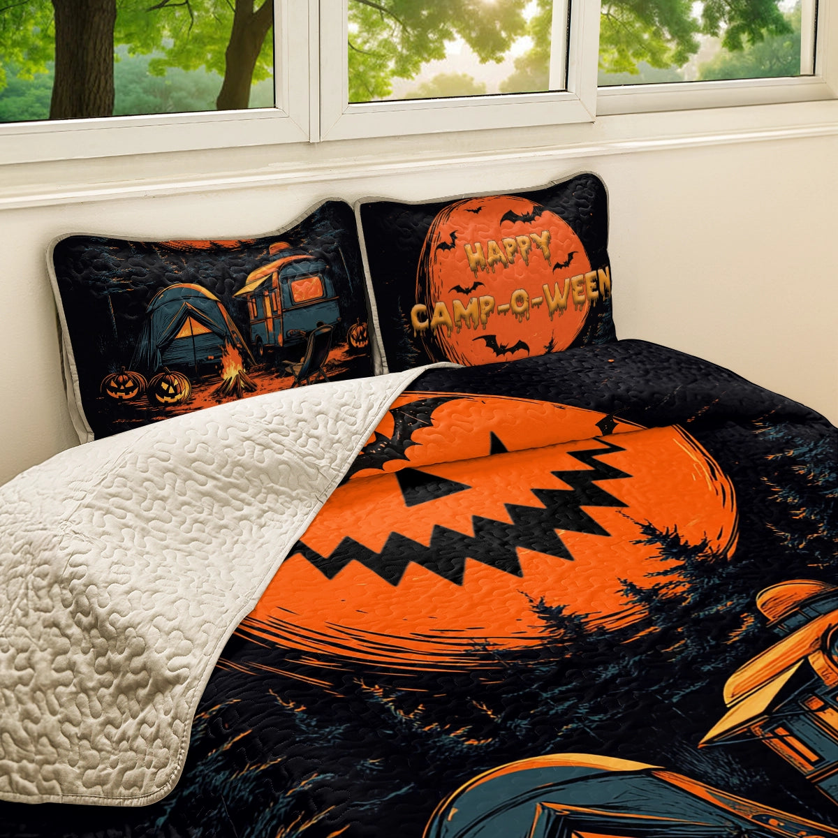 Shineful All Season Quilt 3-Piece Set - Moonlit Halloween Camping