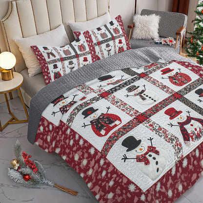 Shineful All Season Quilt 3-Piece Set Festive Snowman Patchwork