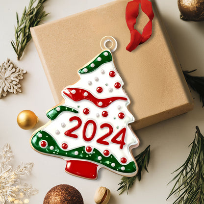 Shineful Personalized 2D Acrylic Ornament - 2024 Christmas Tree