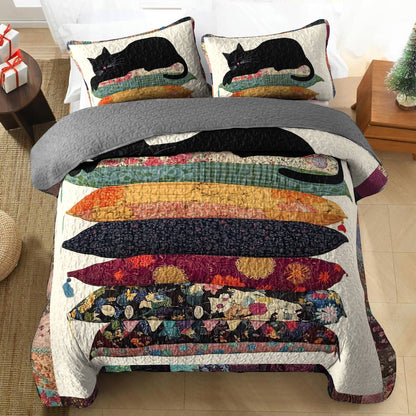 Shineful All Season Quilt 3-Piece Set - Black Cat On Pillow Stack