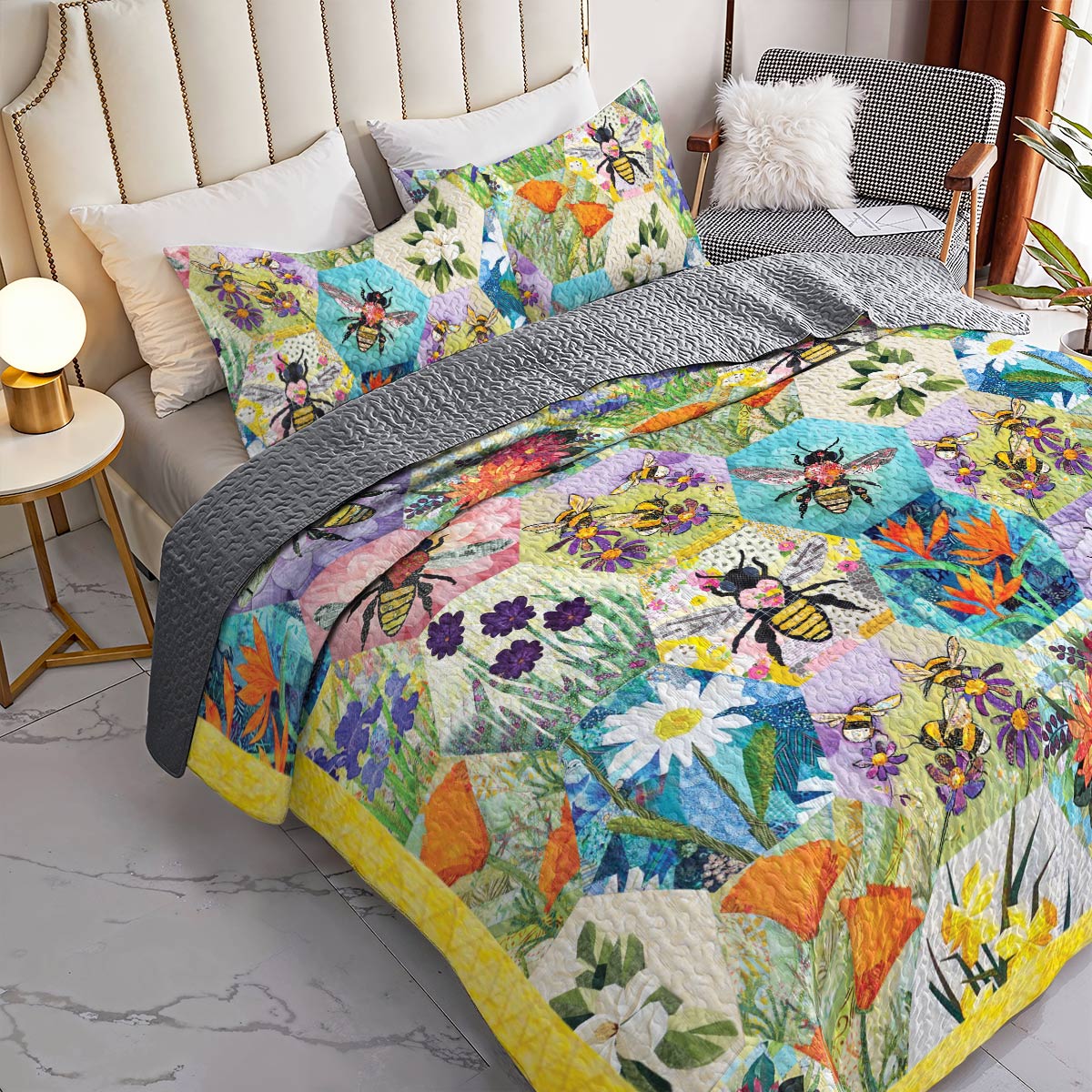 Shineful All Season Quilt 3-Piece Set Bee-autiful Blooms