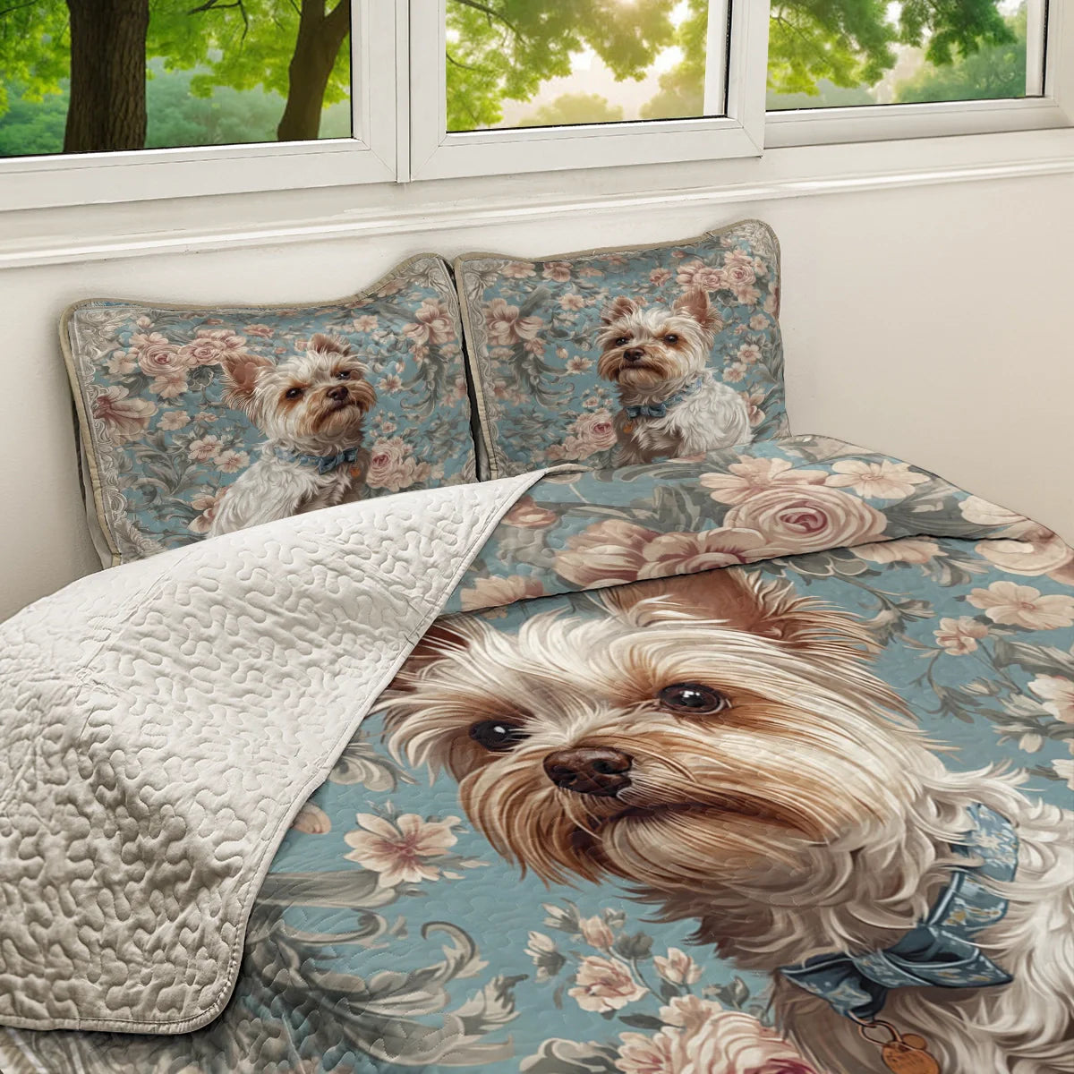 Shineful All Season Quilt 3-Piece Set Royal Yorkie Elegance