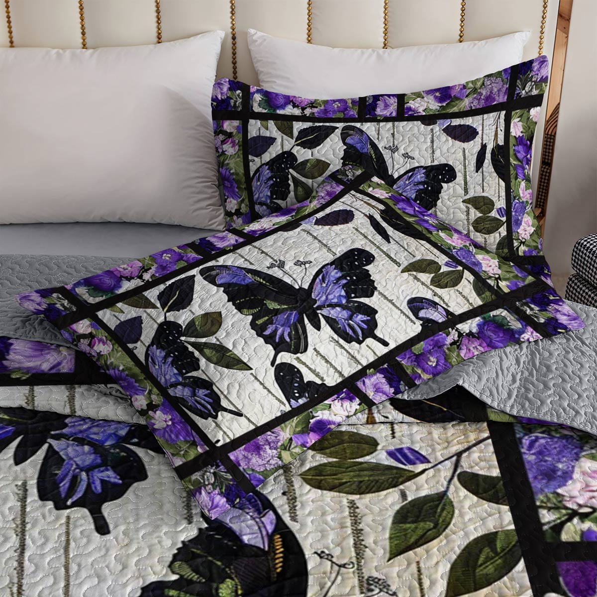 Shineful All Season Quilt 3-Piece Set Delicate Purple Butterfly Flowers