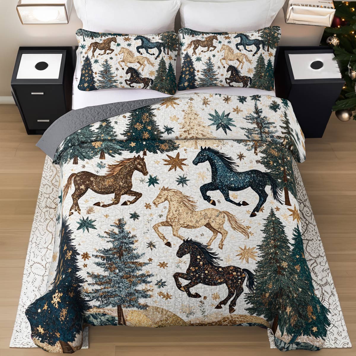 Shineful All Season Quilt 3-Piece Set Charming Horse Christmas Tree