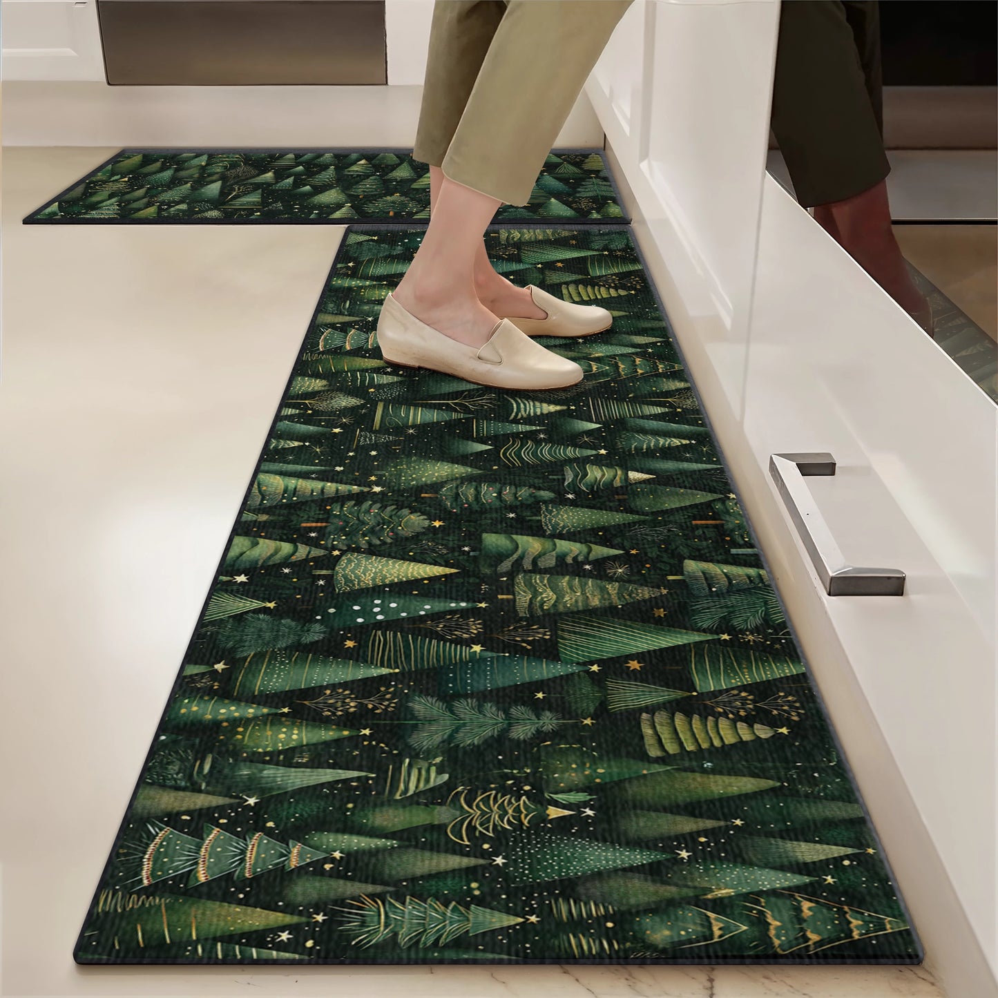 Shineful Ultra-Thin Non Skid Floor Mat, Kitchen Rugs Festive Fir Christmas Tree