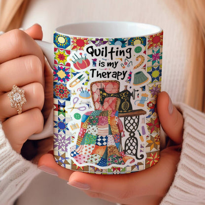 Tasse en céramique brillante Le quilting est ma thérapie