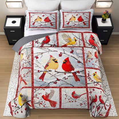 Shineful All Season Quilt 3-Piece Set Beautiful Cardinals Berries