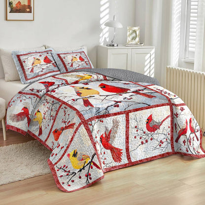 Shineful All Season Quilt 3-Piece Set Beautiful Cardinals Berries