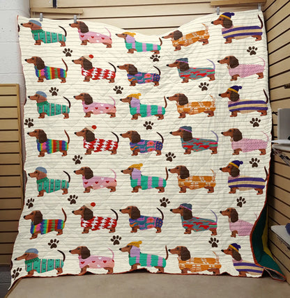 Shineful Flat Print Faux Quilt Blanket Four Season Dachshund