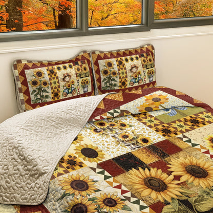 Shineful All Season Quilt 3-Piece Set Sunlit Farm Patchwork