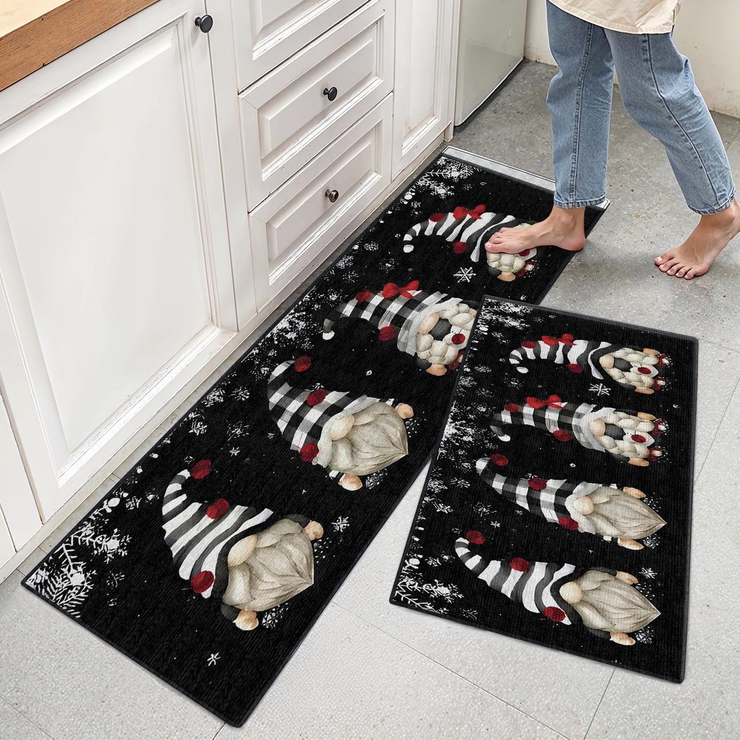 Shineful Ultra-Thin Non Skid Floor Mat, Kitchen Rugs Festive Gnome Family