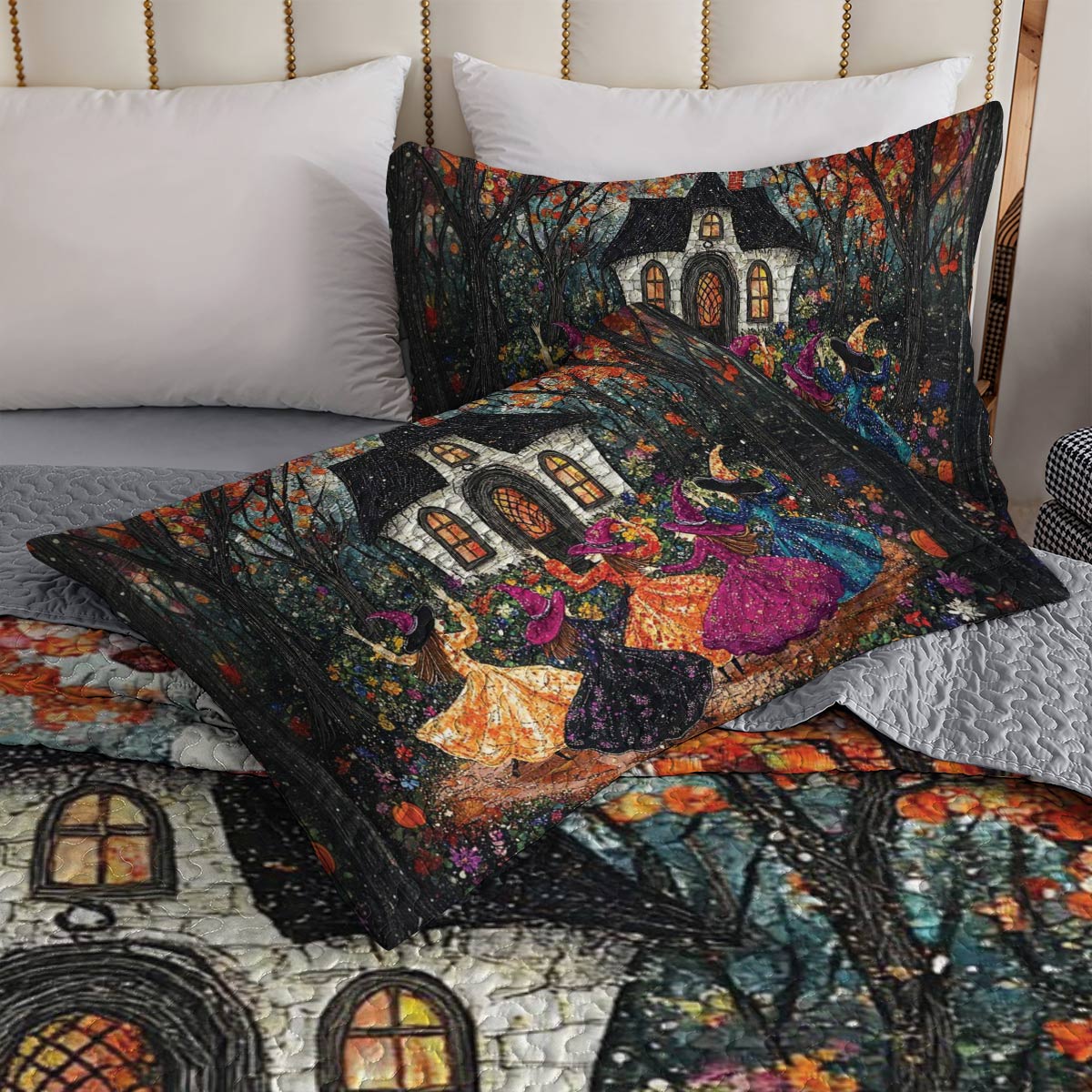 Shineful All Season Quilt 3-Piece Set Dancing Witches