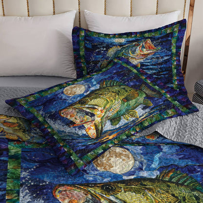 Shineful All Season Quilt 3-Piece Set Vigorous Largemouth Bass On The Moon