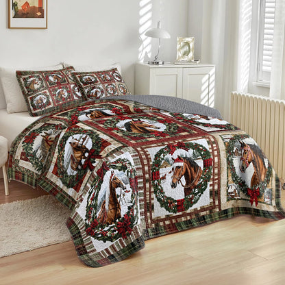 Shineful All Season Quilt 3-Piece Set Horse Holiday Hooves