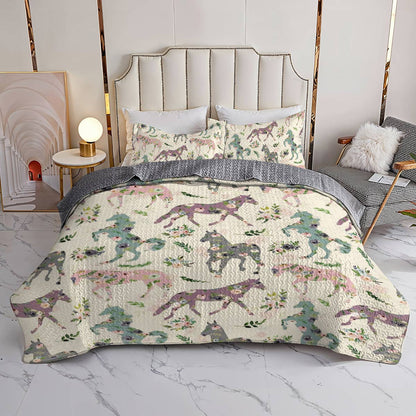 Shineful All Season Quilt 3-Piece Set Floral Horses