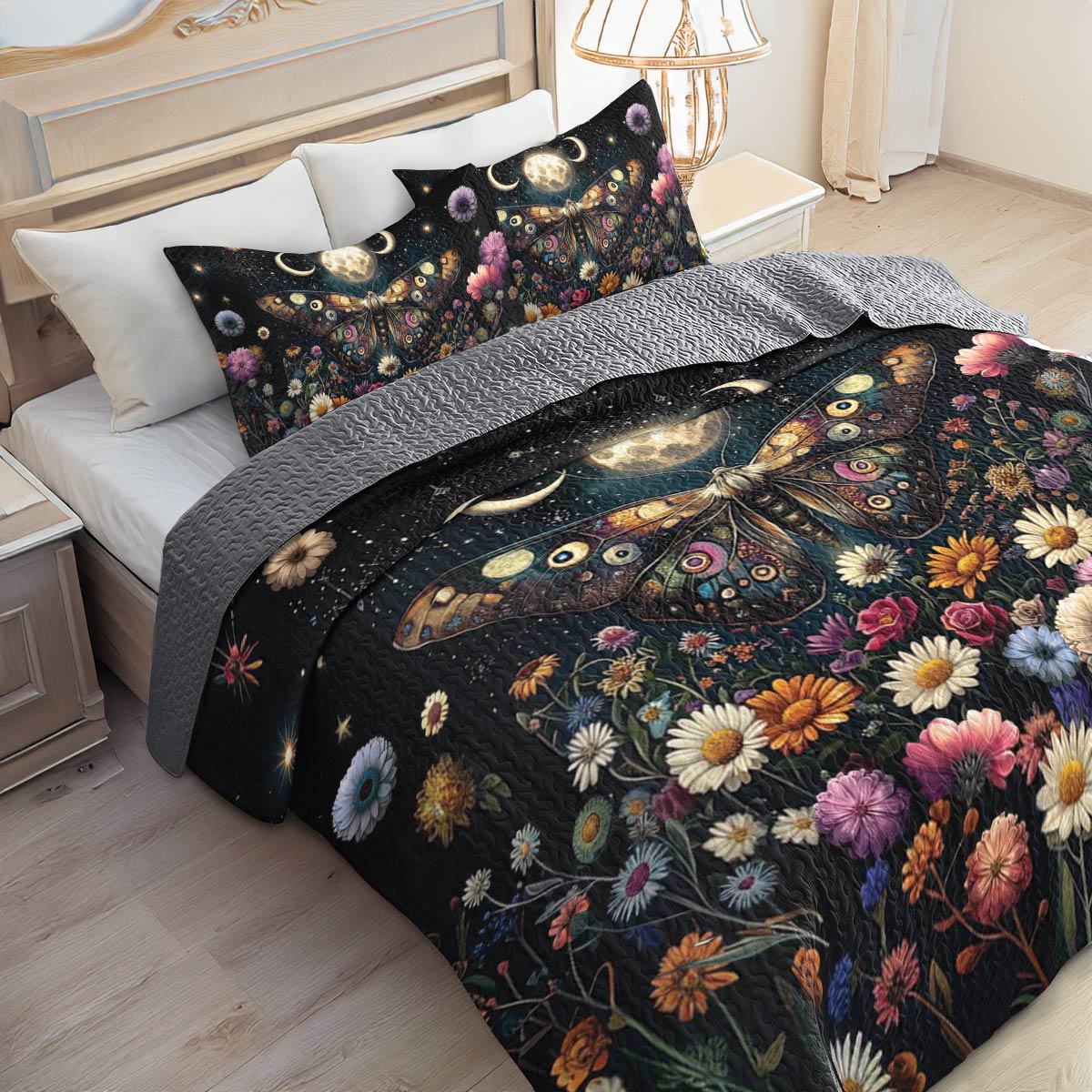 Shineful All Season Quilt 3-Piece Set Enchanted Moth