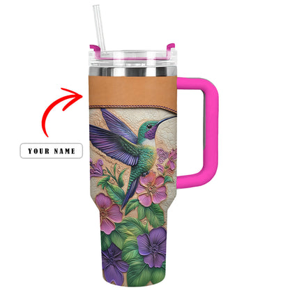 Shiny personalisierter Trinkbecher aus Leder mit Blumenmotiv „Kolibri“