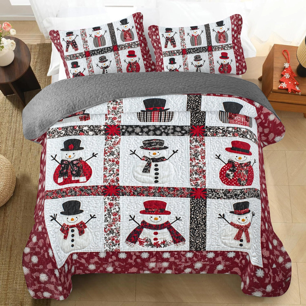 Shineful All Season Quilt 3-Piece Set Festive Snowman Patchwork