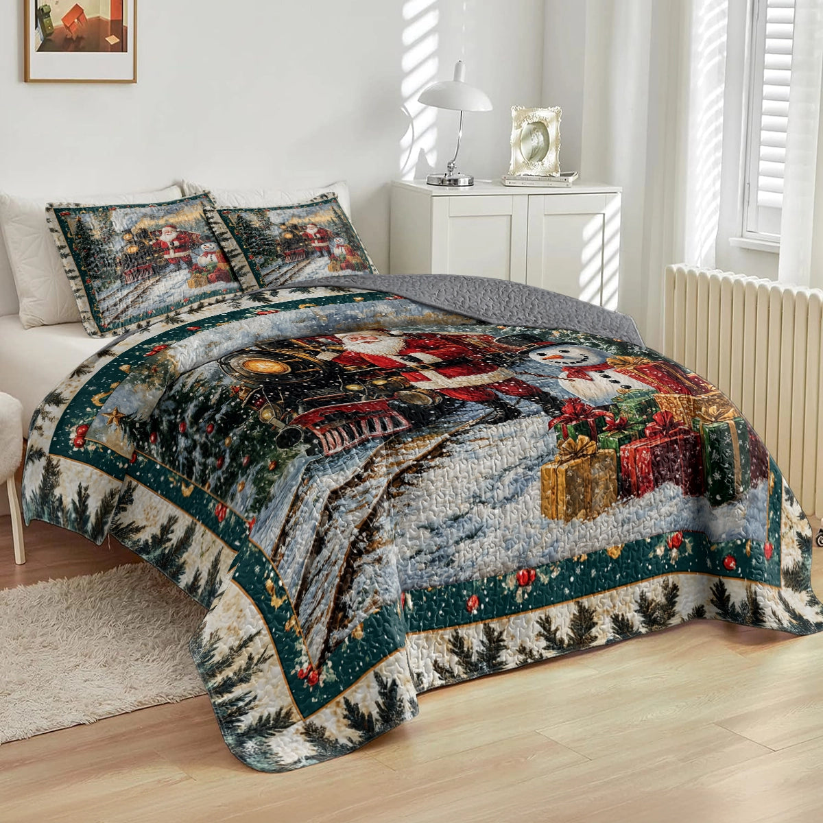 Shineful All Season Quilt 3-Piece Set - Santa’s Festive Journey