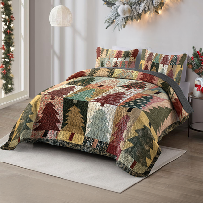 Shineful All Season Quilt 3-Piece Set Festive Christmas Pine