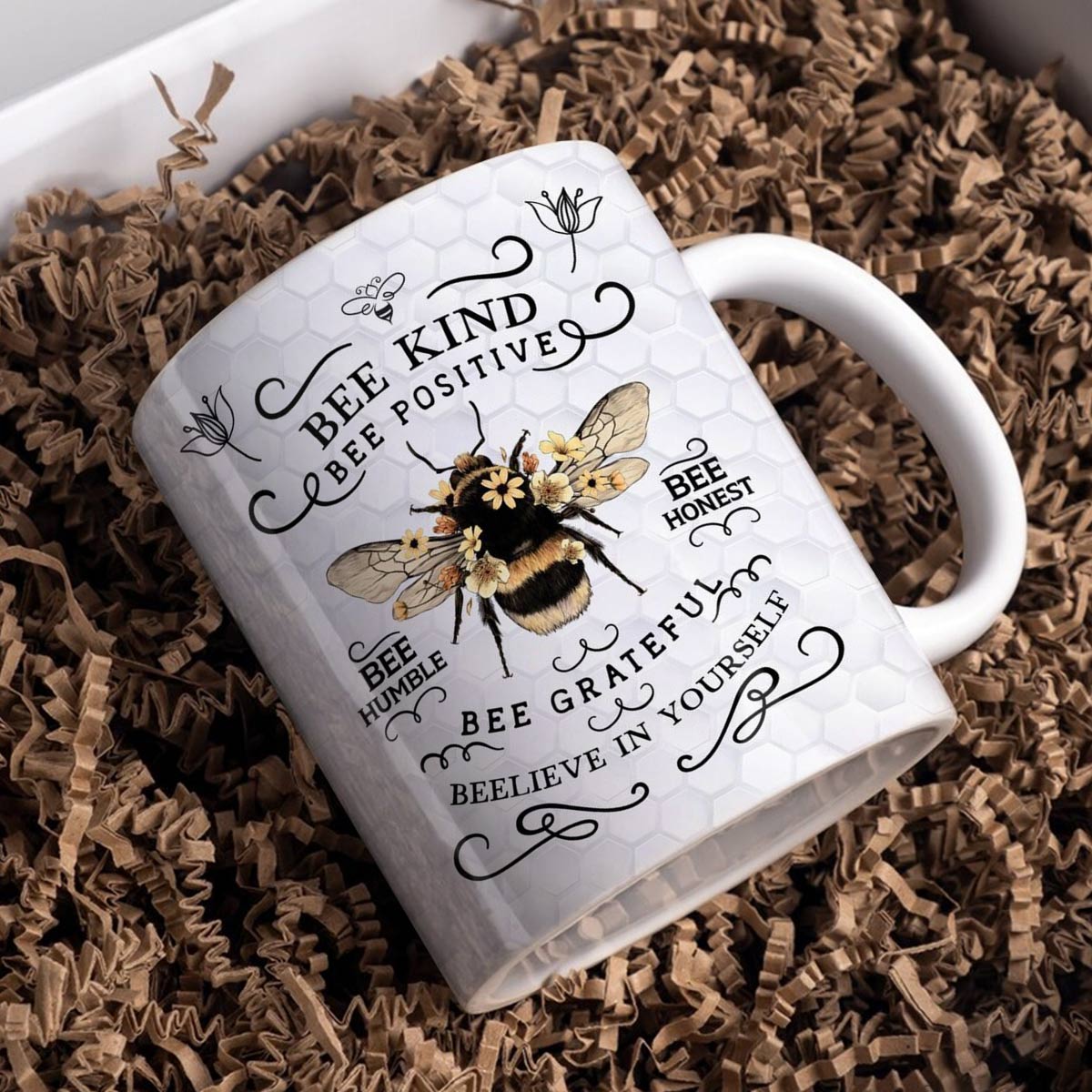 Tasse en céramique brillante Bee Kind Ver2