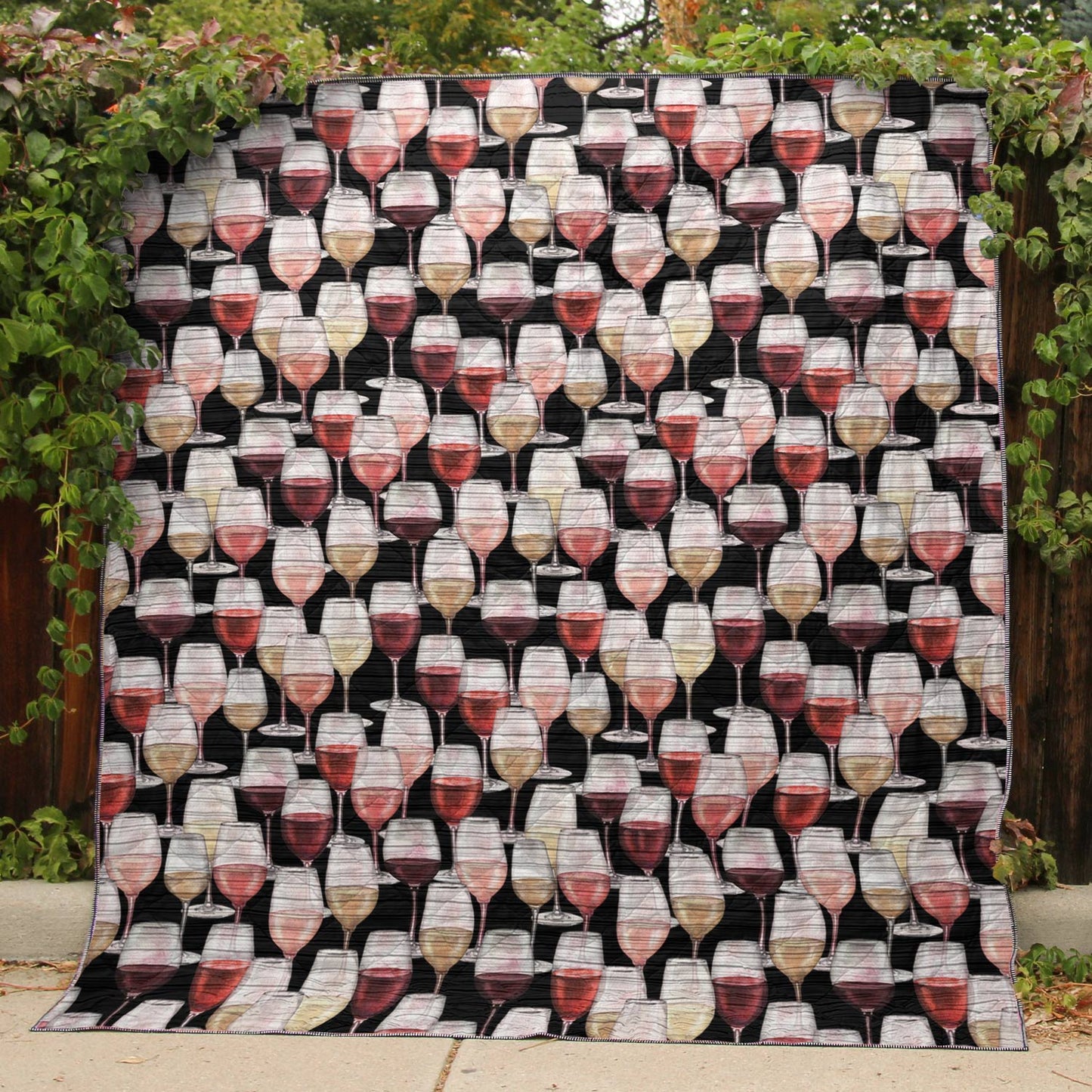 Shineful All Season Faux Quilt Wine Pattern